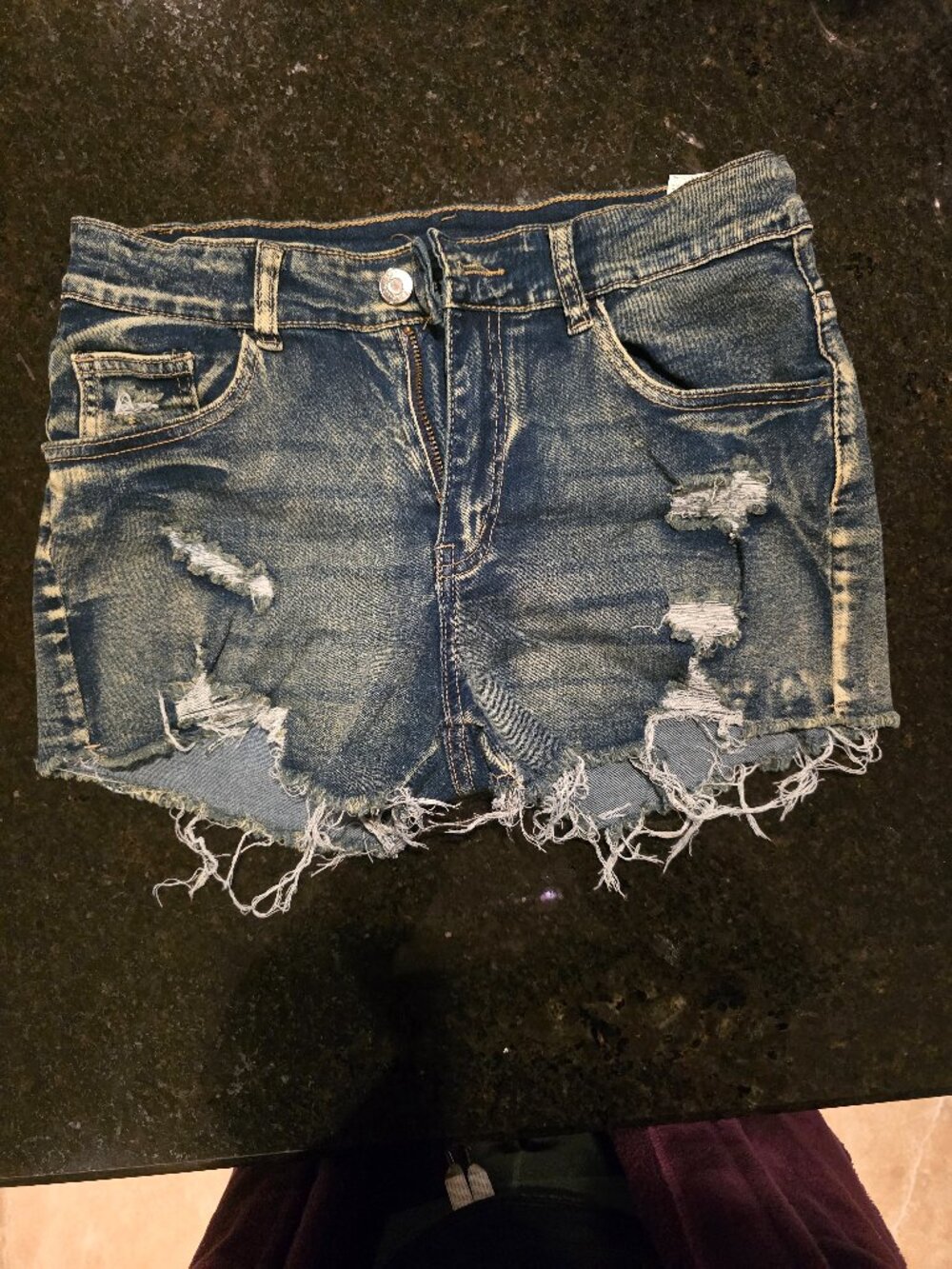 Distressed Denim Short Size M Shein